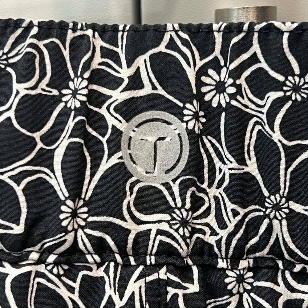 T by Talbots Black and White Floral Athletic casual A Line Skort Sz XS - Picture 5 of 9